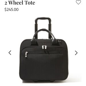 Baggalini 2 wheel carry on luggage. black like new